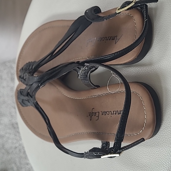 American Eagles Black Sandals - Picture 1 of 4